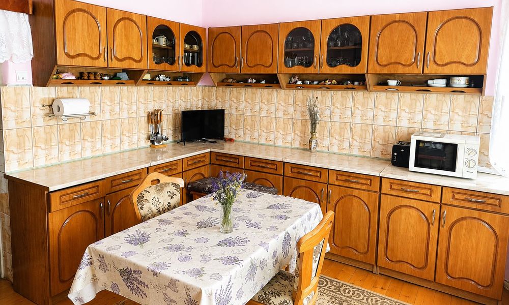 Vând casă în Vinerea (Cugir)