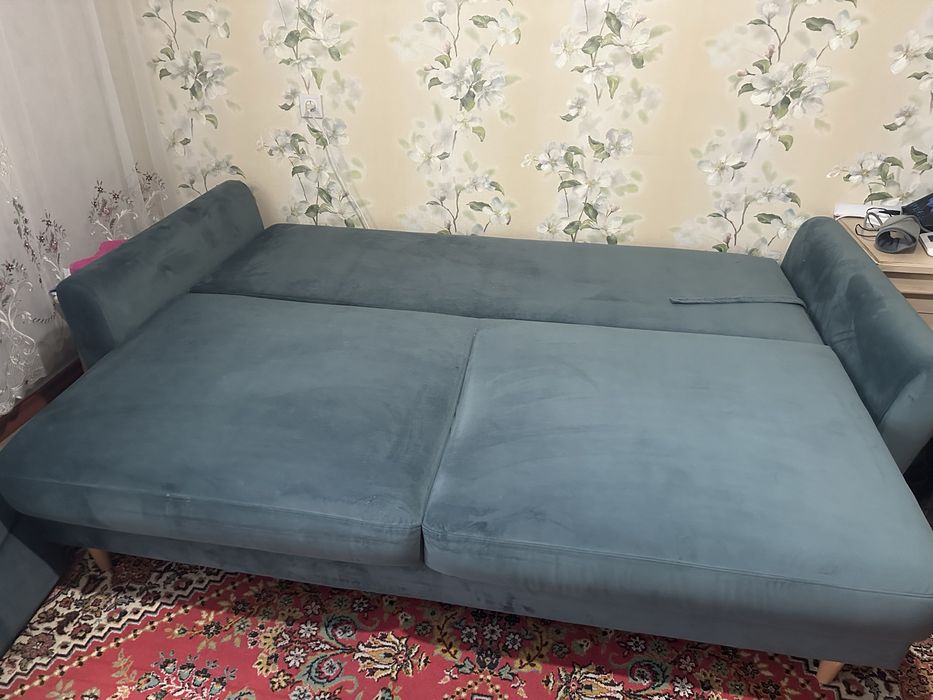 Диван в отличном  состоянии