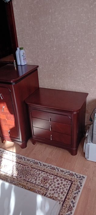 Спальный гарнитур