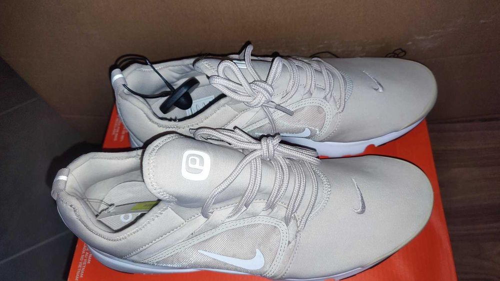 Оригинални мъжки обувки  NIKE AIR PRESTO    EU 42.5