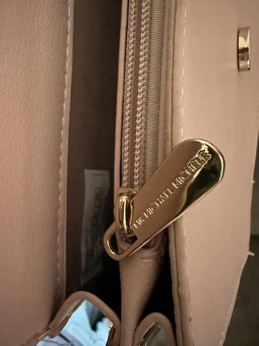 Дамска чанта Michael Kors