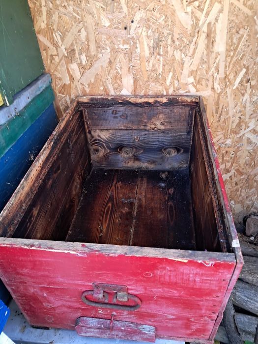 Vand cutii/lazi pentru stupi