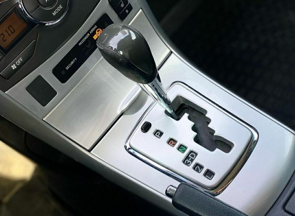 Toyota Carolla 2012 срочно