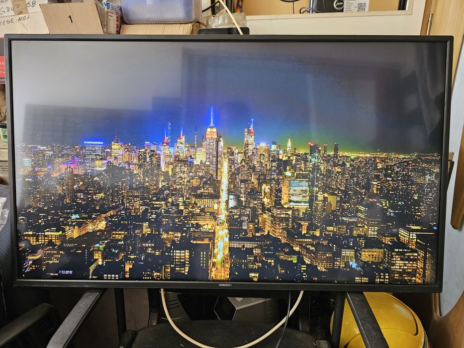 Smart TV 4K Horizon - 108 cm