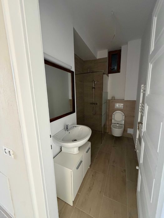 Apartament 3 camere in P-ta Mihai Viteazu, 82 mp , recent renovat complet !
