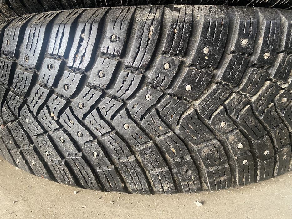 186/65r15 Continental ice contact 3