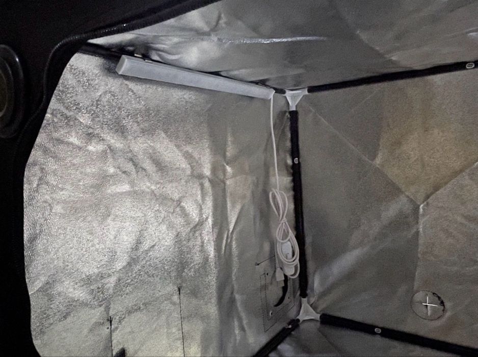 Bambu lab A1 mini с ъпгрейди и кутия enclosure