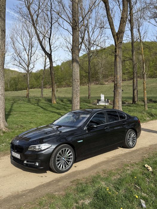 BMW F10 520d // sport line // 3 butoane   -2015-