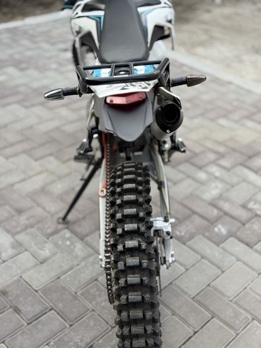 В продаже имеется Kayo T2 250 MX