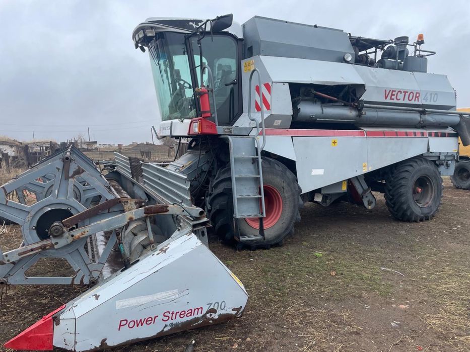 Продам комбайн Вектор