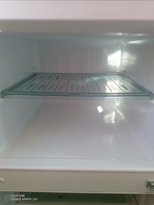 Хладилник NEO с горна камера