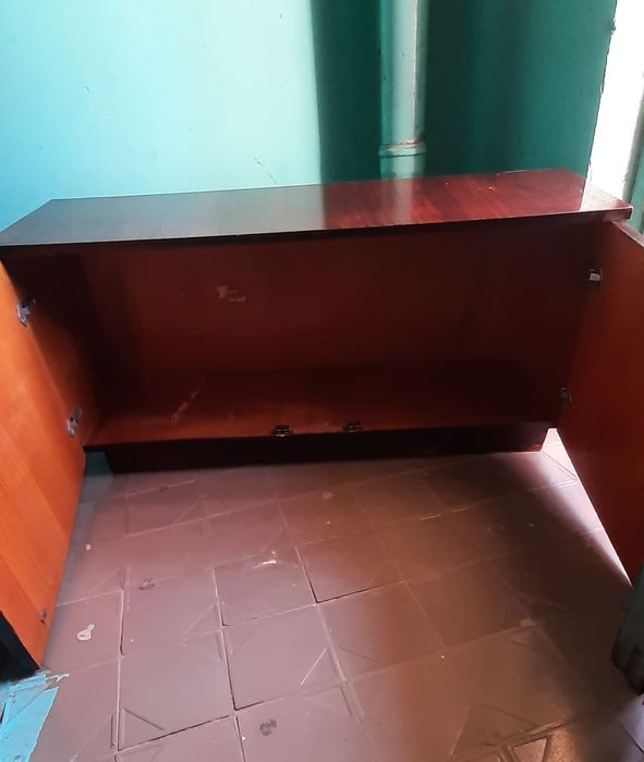 Две тумбочки под что-нибудь