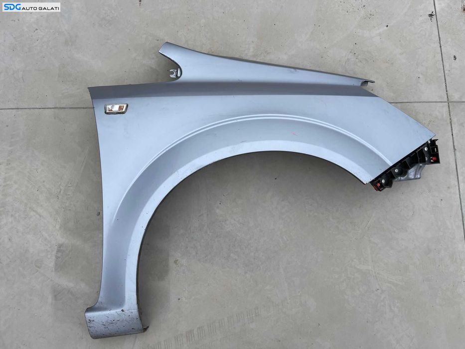 Aripa Dreapta Fata Opel Zafira B 2005 - 2014 Cod 13124997 Culoare Argintiu [Z0213]