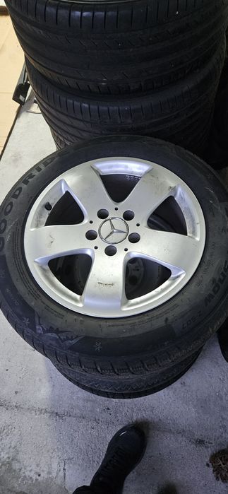 Патерици и пълноразмерни резервни гуми за мерцедес  B C E S ML R GL
