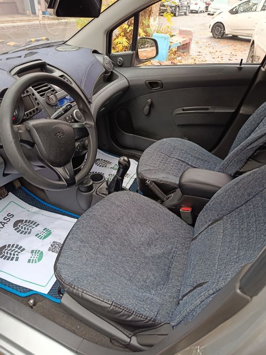 Продается Спарк 1 позиция в хорошем состоянии количество хозяев 2