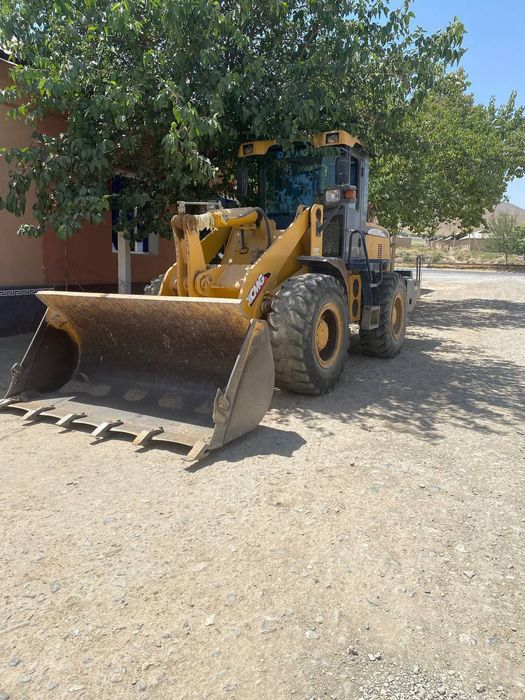 Продается погрузчик 1.8куб