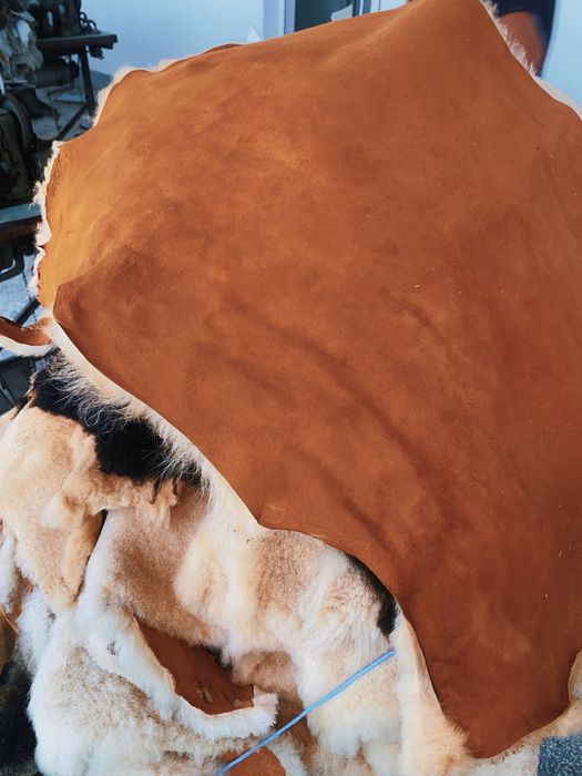 Естествена кожа на парче