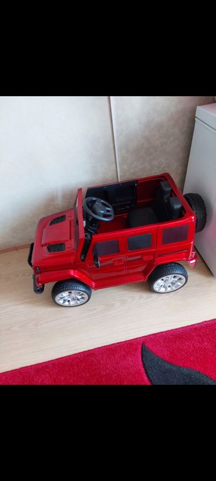 Продам детскую машину