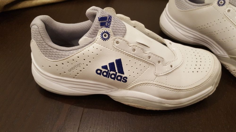 Маратонки Adidas Ambition