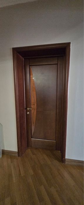 Двери деревянные межкомнатные
