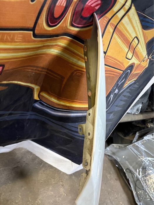 Крыло левое, правое бмв е90 bmw e90