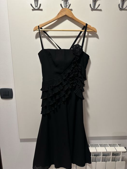 Елегантна дамска рокля на Escada