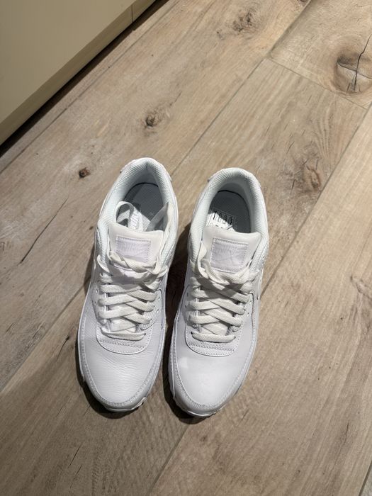 Чисто нов Nike Air Max 90