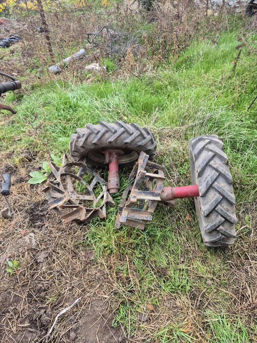 Vând motocultor 4x4