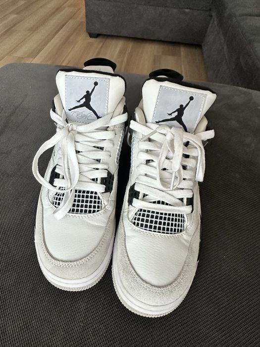 Jordan 4 Retro Маратонки