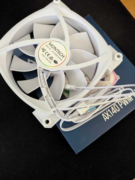 Тихий вентилятор Montech 140мм белый