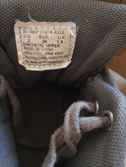 Маратонки Levis 34 номер