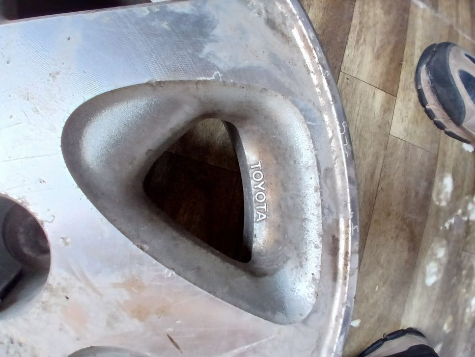 Продам диски на 15