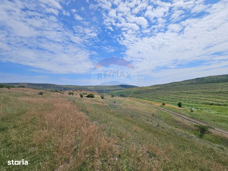 Teren extravilan de vanzare in Campenesti