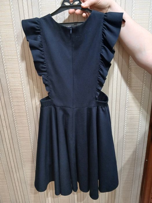 Школьный сарафан на девочку 8-10лет.