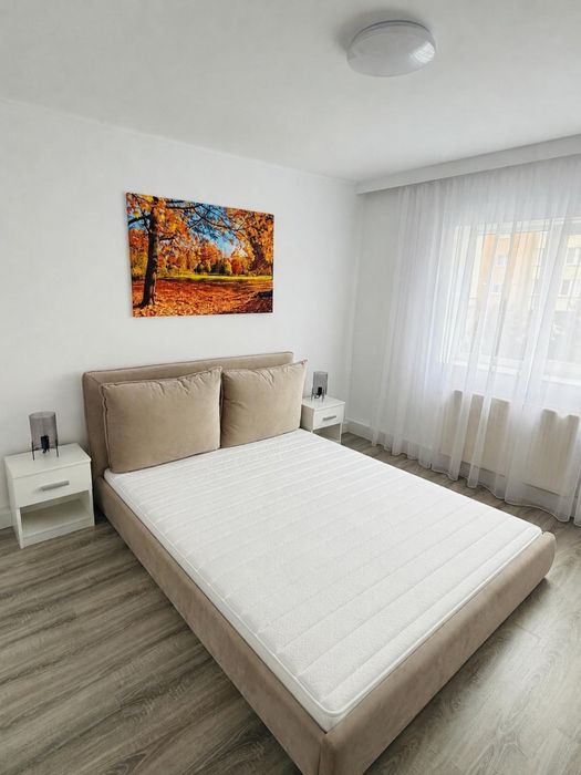 PF vând apart cu 2 camere, Plopilor