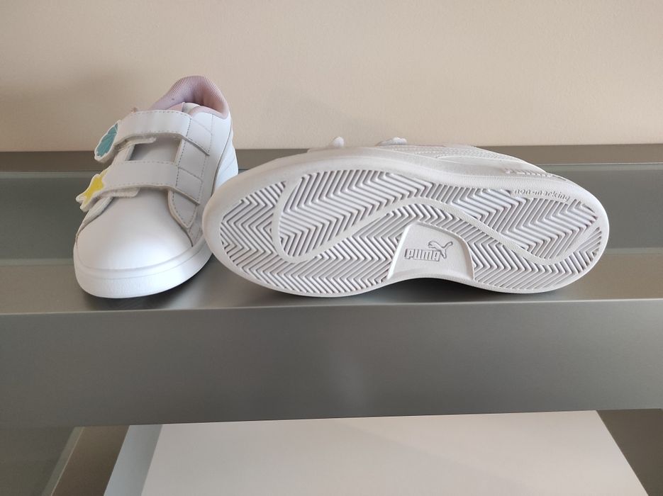 Детски Сникърси Puma Smash V2 Mermaid
Сникърси Smash V2 Mermaid