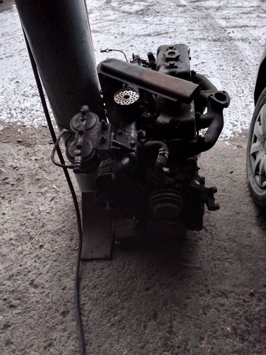 Vând  motor  brasov