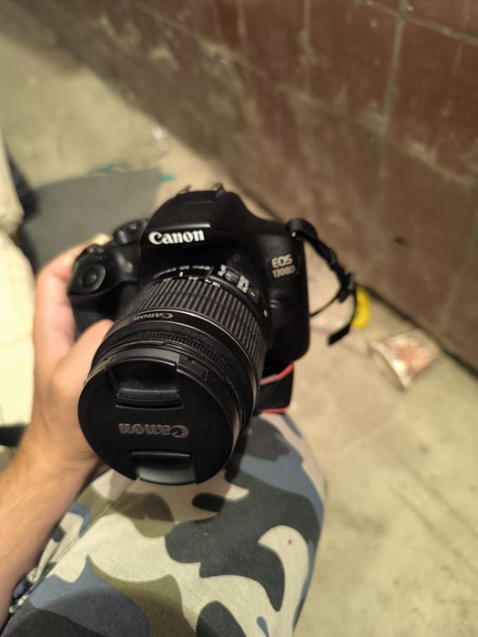Фотоаппарат Canon 1300D
