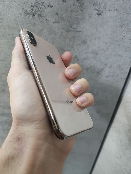 Iphone xs 64 Gb sotiladi