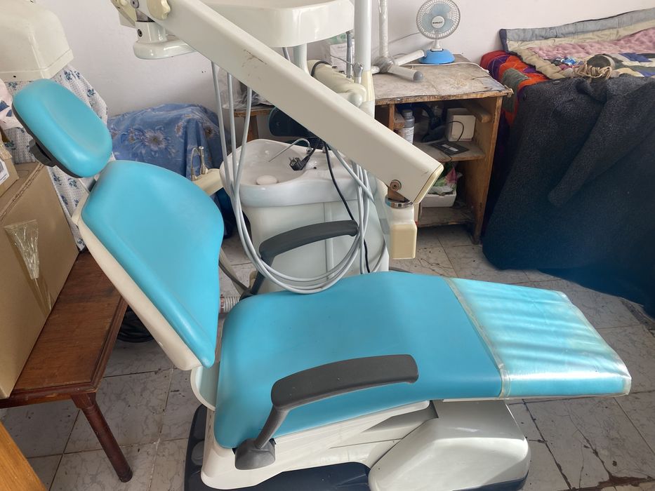 Продам стомотологическое кресло