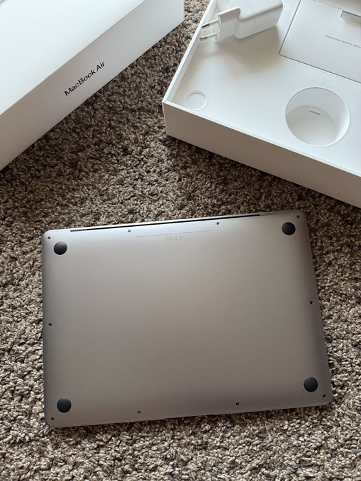 MacBook Air 13 2020 - M1