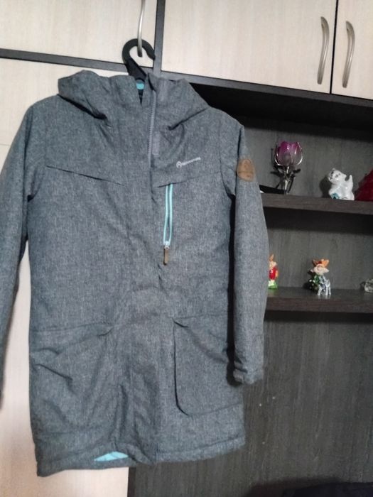 Продам обувь куртку телефон