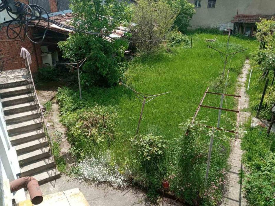 Етаж от къща в гр. Етрополе