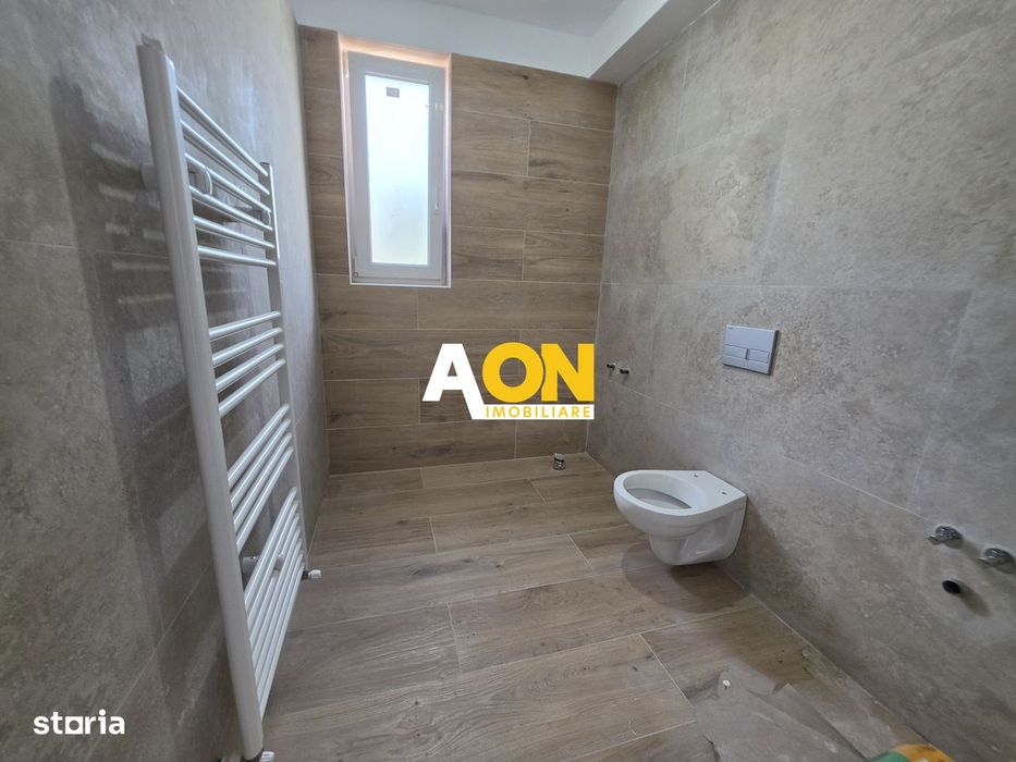 Apartament cu 3 Camere, 2 Bai, 100mp Curte Proprie,  Boxa 40 mp