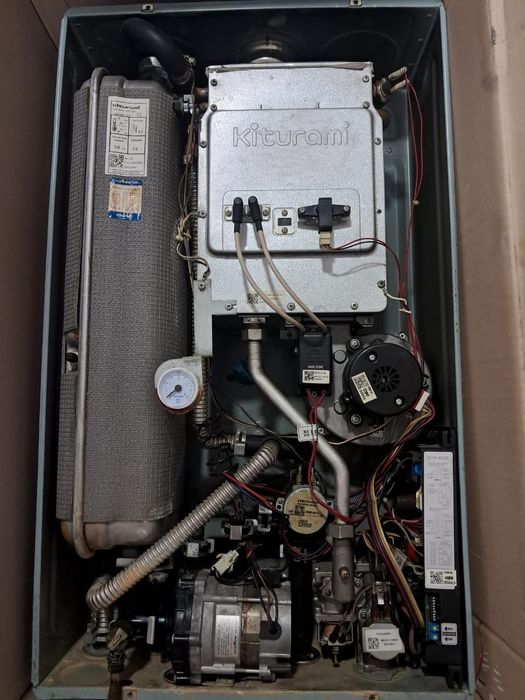 Газовый котел Kiturami TWIN ALPHA-16