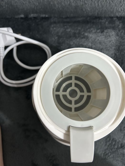 Incalzitor biberoane