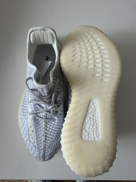 Yeezy Boost 350 V2 - White (non-reflective)