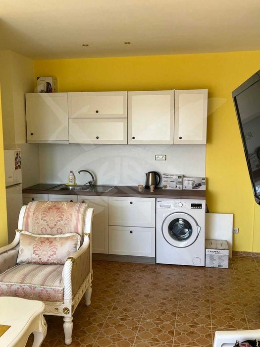 Продава се Двустаен апартамент в к.к. Елените - 67 кв.м за 1568 €/кв.м - Снимка #3