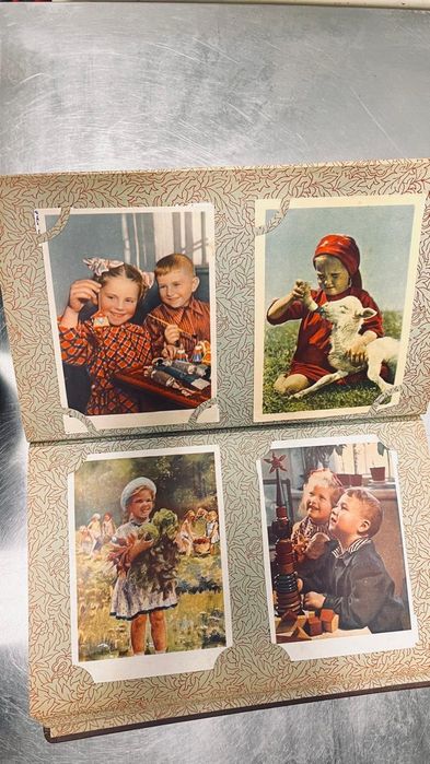 Альбом с открытками