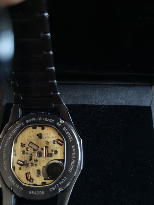 Bulova curv 98A206 Nou